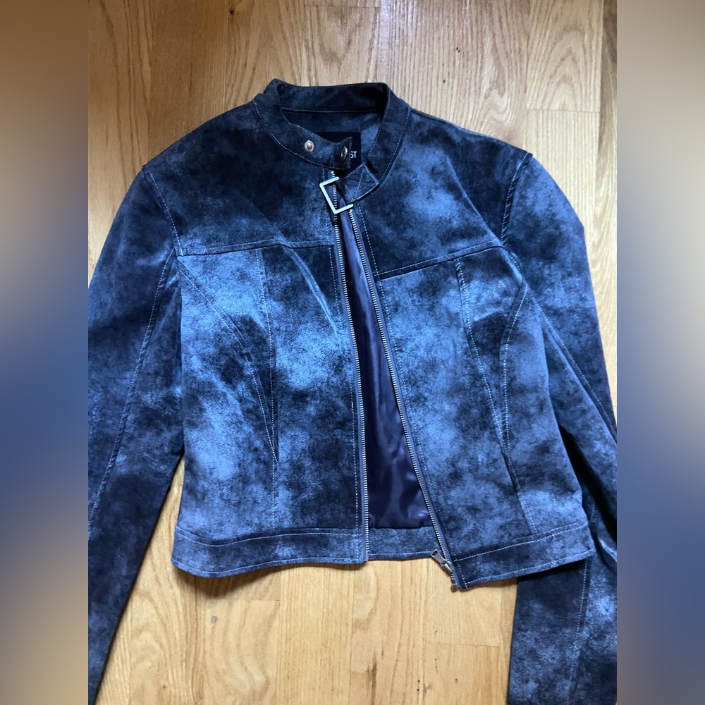 Tiger mist jacket size small